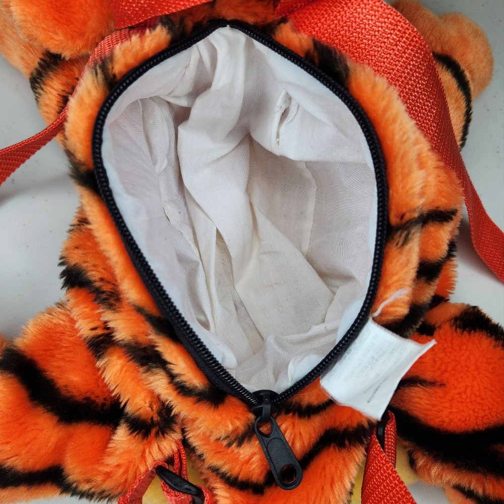 Vintage Tigger Plush Backpack Disney Winnie The Pooh 90s Nostalgia - Picture 5 of 6